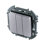 Выключатель трехклавишный - INSPIRIA - 10 AX - 250 В~ - алюминий | арт. 673642 | Legrand  